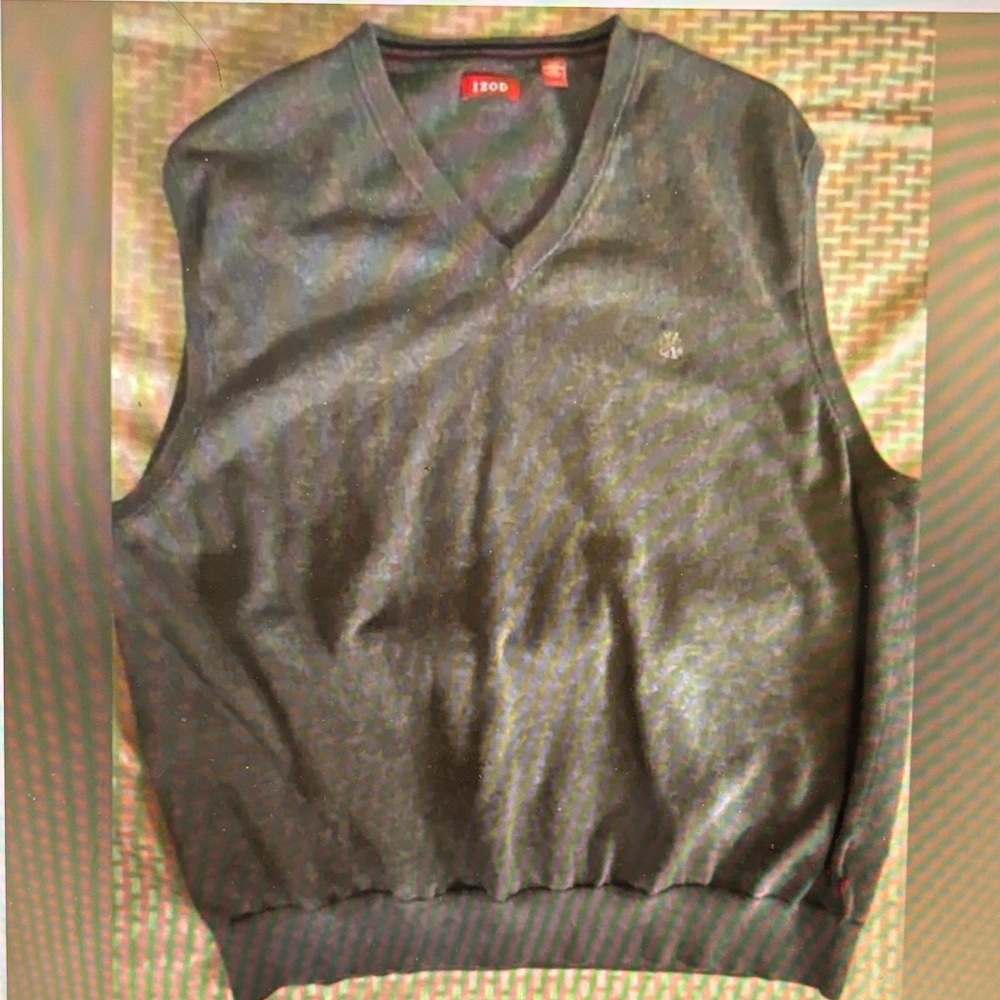Izod Men's Charcoal V-Neck Sweater Vest